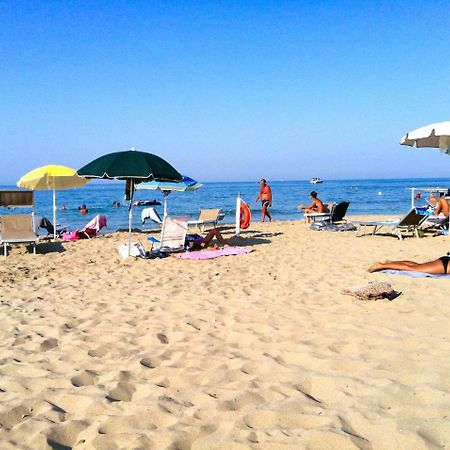 Апартаменти Terrazza Sul Mare Вілланова-ді-Остуні Екстер'єр фото